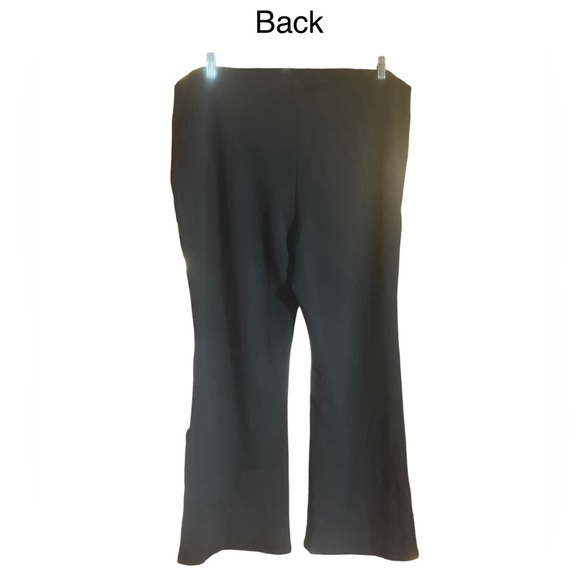 NWT H&M Black Flared Leggings. Size 3X - Picture 3 of 8